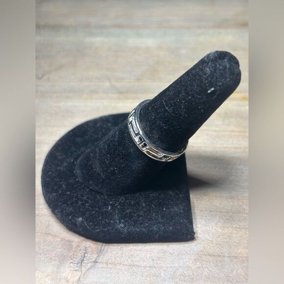 New! Greek Key Silver Tone Ring Size 7.5 Costume Jewelry Hypoallergenic - Picture 2 of 5